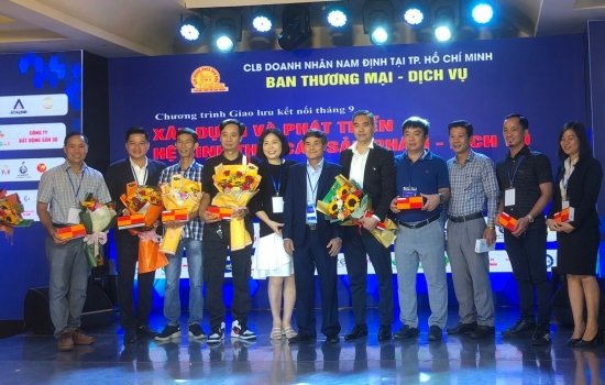 HOA VIÊN BÌNH AN TÀI TRỢ CHƯƠNG TRÌNH GIAO LƯU KẾT NỐI CLB DOANH NHÂN NAM ĐỊNH TẠI TP HCM