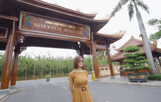 MC Nguyễn Cao Kỳ Duyên Tham Quan Công Viên Nghĩa Trang tại Hoa Viên Bình An