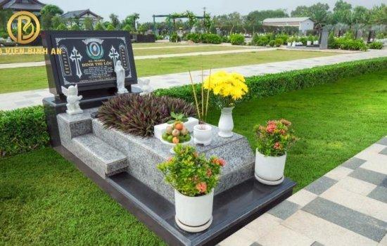 Nên trồng cây hoa gì trên mộ? Những cây hoa trồng ơ mộ nào nên và không nên