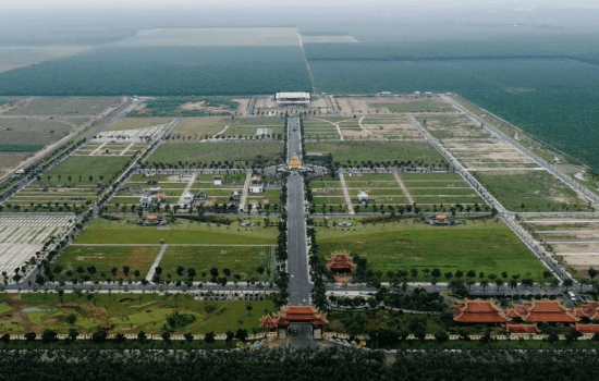 PHÓNG SỰ NGẮN VỀ HOA VIÊN BÌNH AN LONG THÀNH phát sóng tại HOA KỲ (P1)