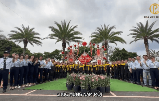 Tập thể CBCNV Hoa Viên Bình An chúc tết 2024