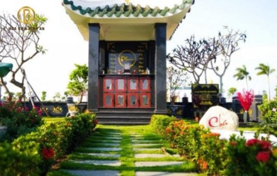 Xây lăng mộ gia tộc - Nét văn hoá hiếu đạo gia đình